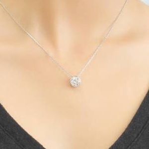 Beautiful crystal gem silver necklace! 🌈🌟